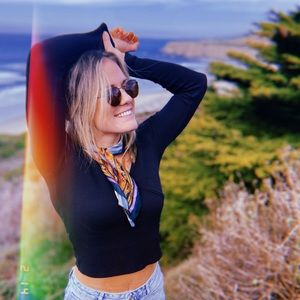 Meet your Posher, Helene